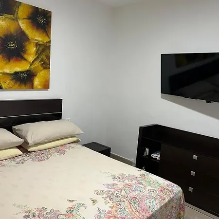 Apartamento En Con Vistas A La Montana شقة *
