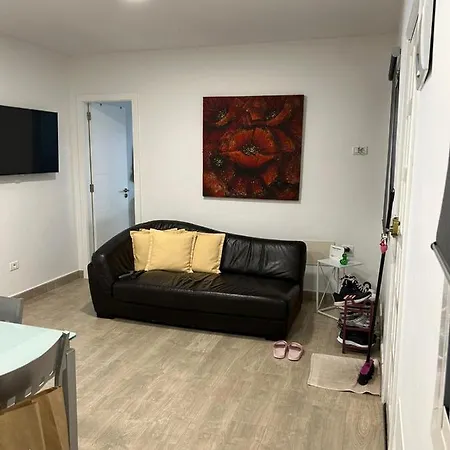 Apartamento En Con Vistas A La Montana شقة